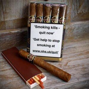 Quorum Tres Petit Corona Classic Cigars – Pack of 10